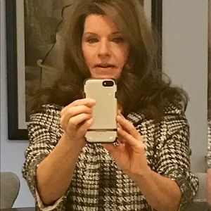 Meet your Posher, Christine